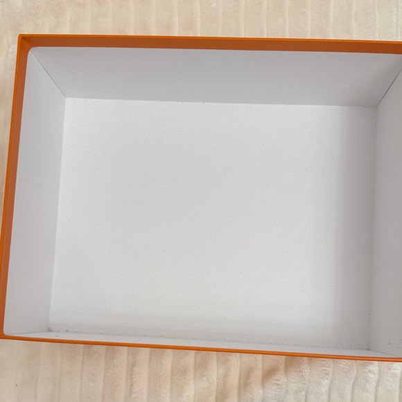 Hermès Signature Orange Gift Box - Picture 4 of 5
